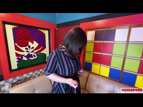 ❤️ Cutis Iaponica cum magnis tits masturbates cum sex nugis et gaudens habet. Loquitur in colloquio de experientia stupri eius. Ingens tits et hirsutus pussy cum voce magna. Osakaporn Sex video at la.courseclass.ru